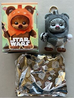 2025 Star Wars Ewoks Cosbi Plush Keychain Mystery Collection - BRETHUPP Open Box